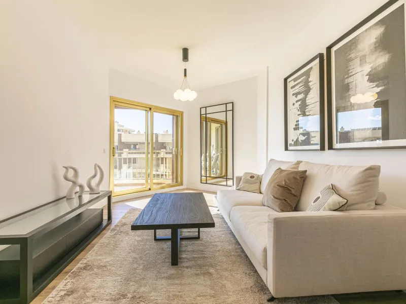 Apartment - Top Floor Apartment в продаже в Fuengirola, Málaga. В доме 1 спален и 1 ванных комнат. Площадь дома 65 м²