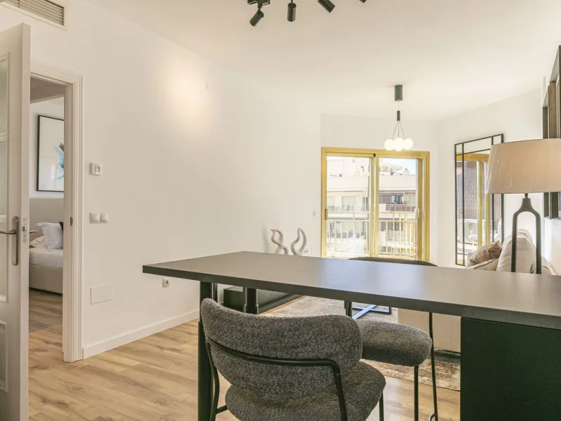Apartment - Top Floor Apartment в продаже в Fuengirola, Málaga. В доме 1 спален и 1 ванных комнат. Площадь дома 65 м²