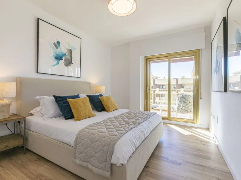 Apartment - Top Floor Apartment в продаже в Fuengirola, Málaga. В доме 1 спален и 1 ванных комнат. Площадь дома 65 м²