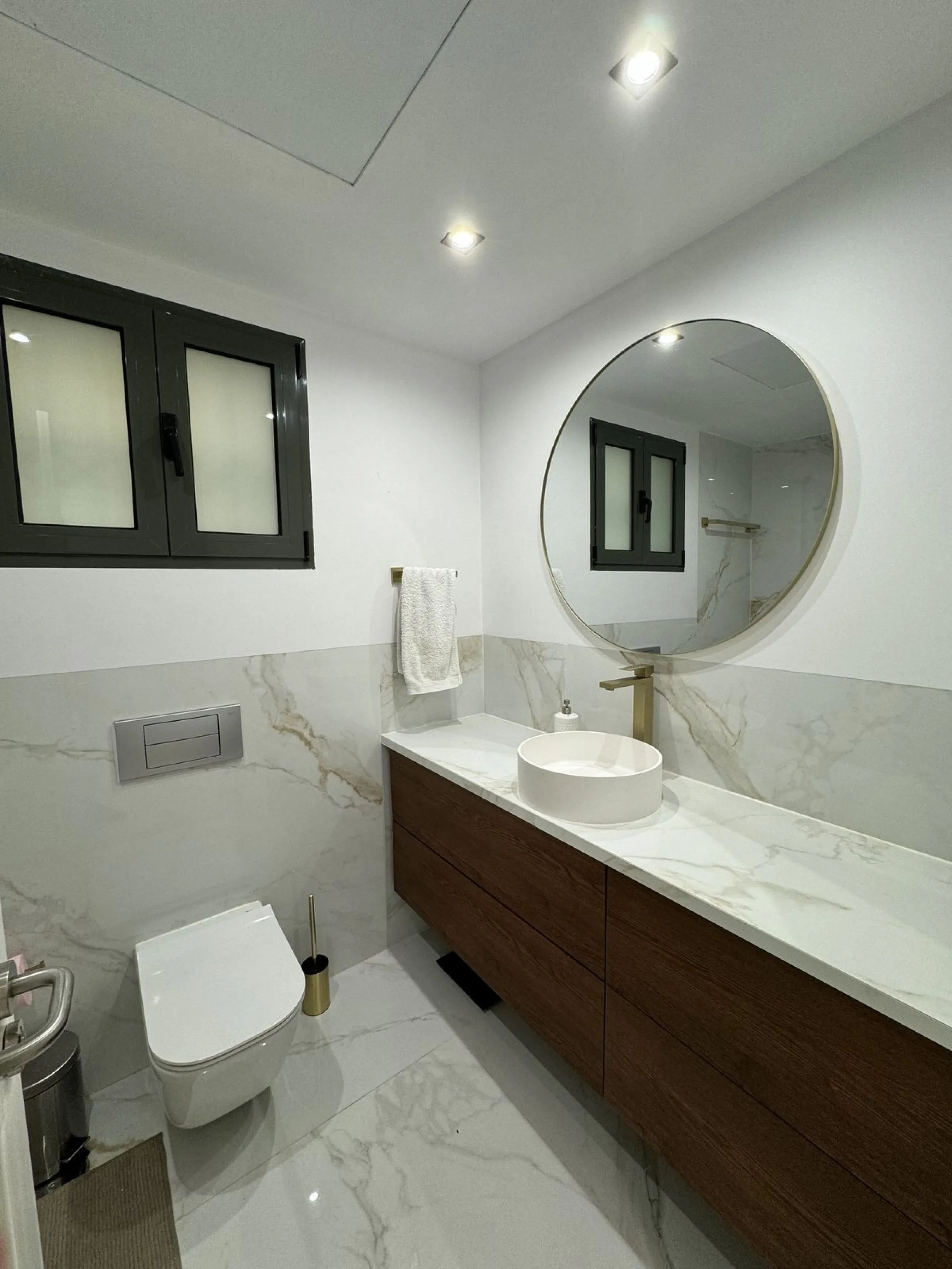 Exclusive Residence for Sale in Lorcrigolf Urbanization, Nueva Andalucía