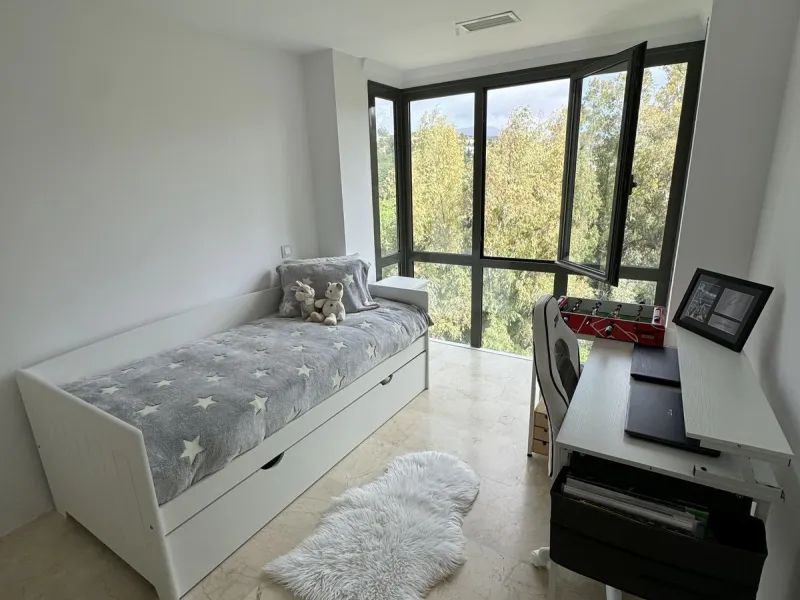 Exclusive Residence for Sale in Lorcrigolf Urbanization, Nueva Andalucía