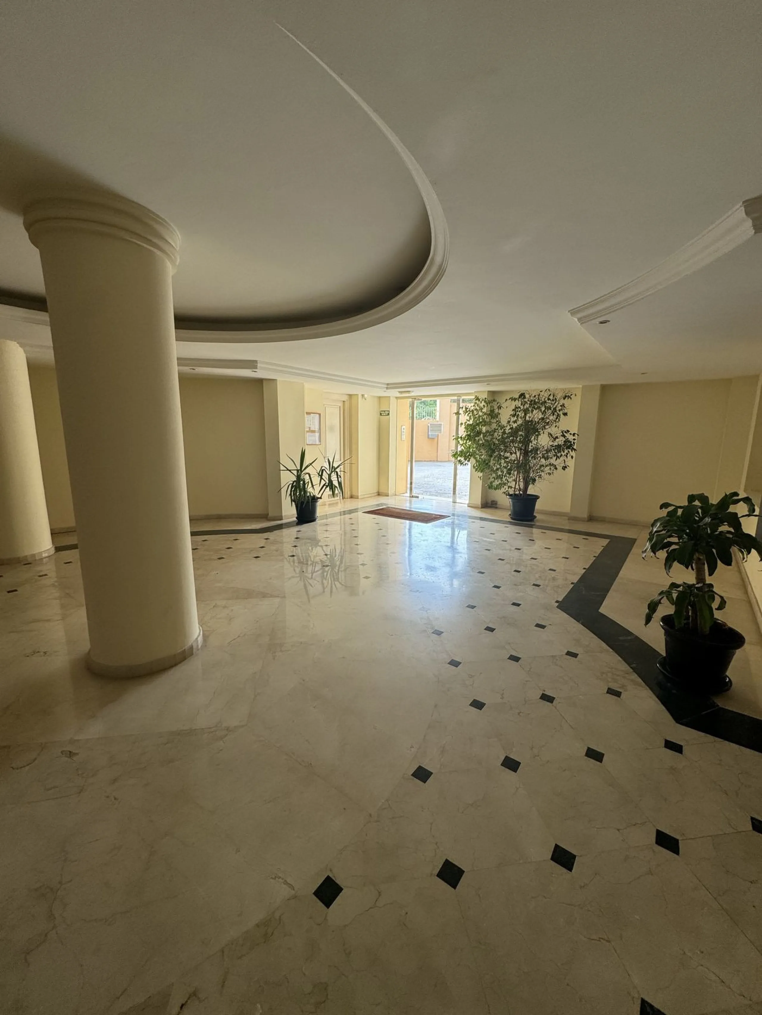 Exclusive Residence for Sale in Lorcrigolf Urbanization, Nueva Andalucía