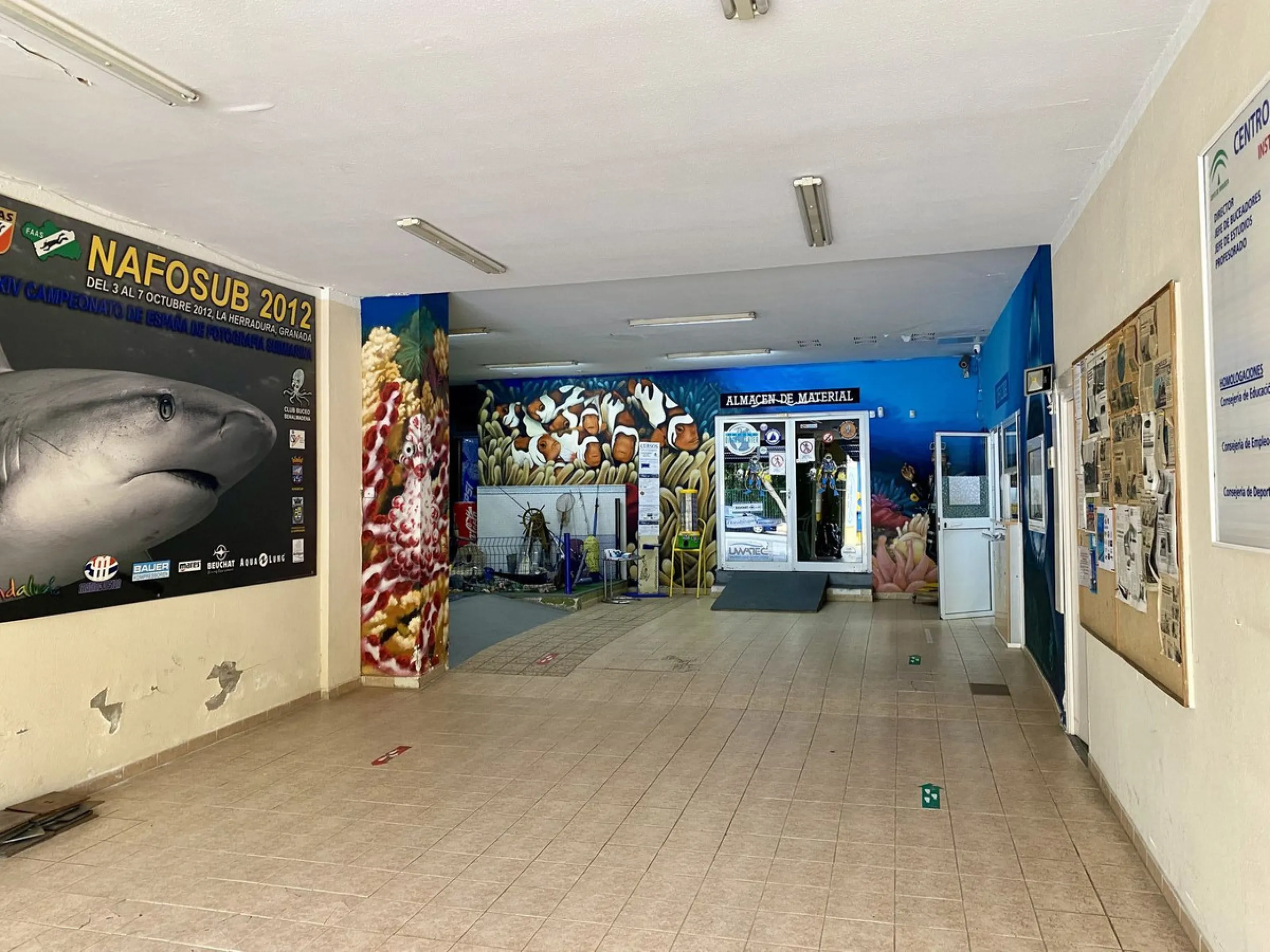UNIQUE OPPORTUNITY, SALE OF PREMISES OR PREMISES IN A SHOPPING CENTER IN BENALMÁDENA