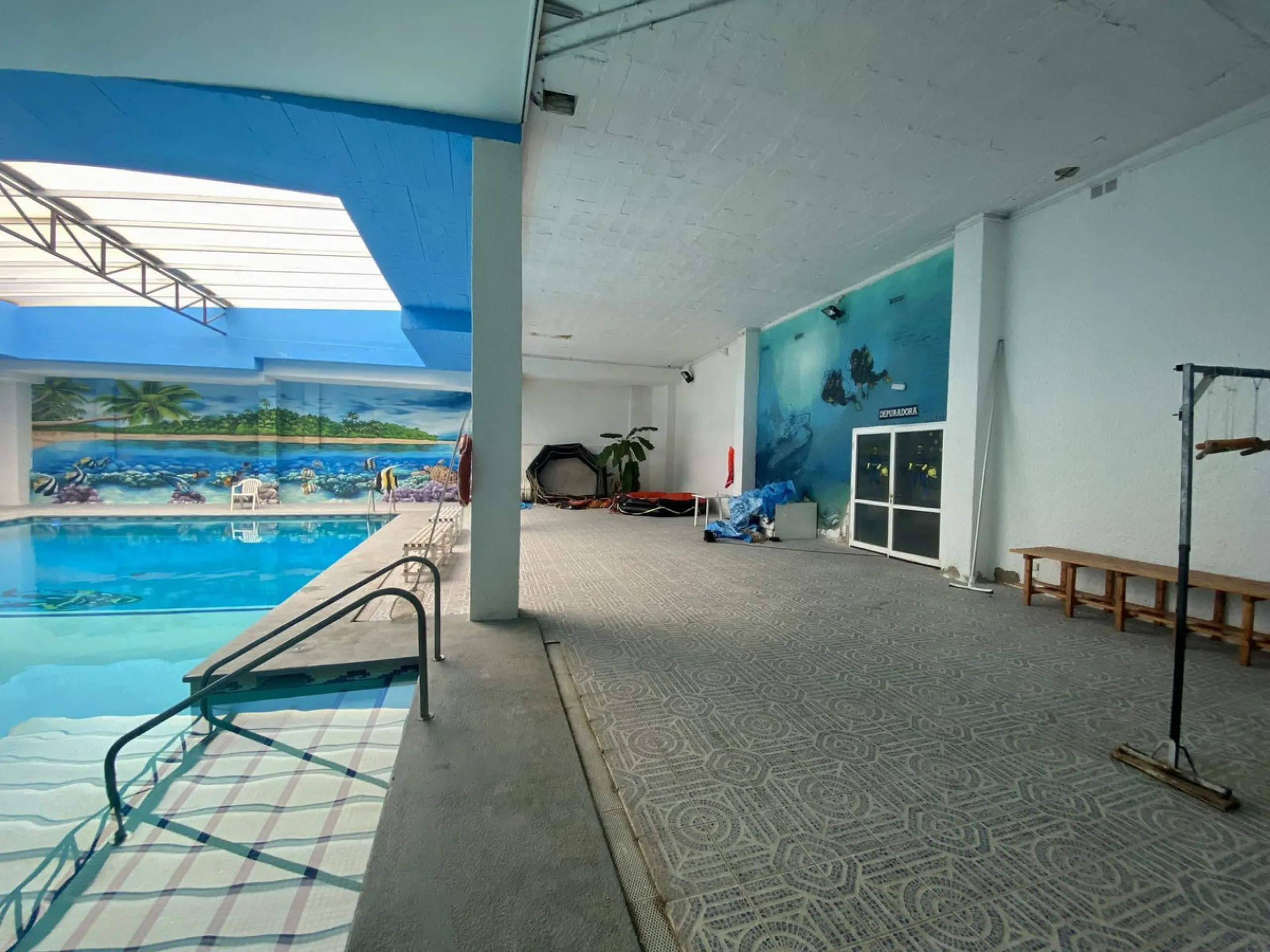 UNIQUE OPPORTUNITY, SALE OF PREMISES OR PREMISES IN A SHOPPING CENTER IN BENALMÁDENA