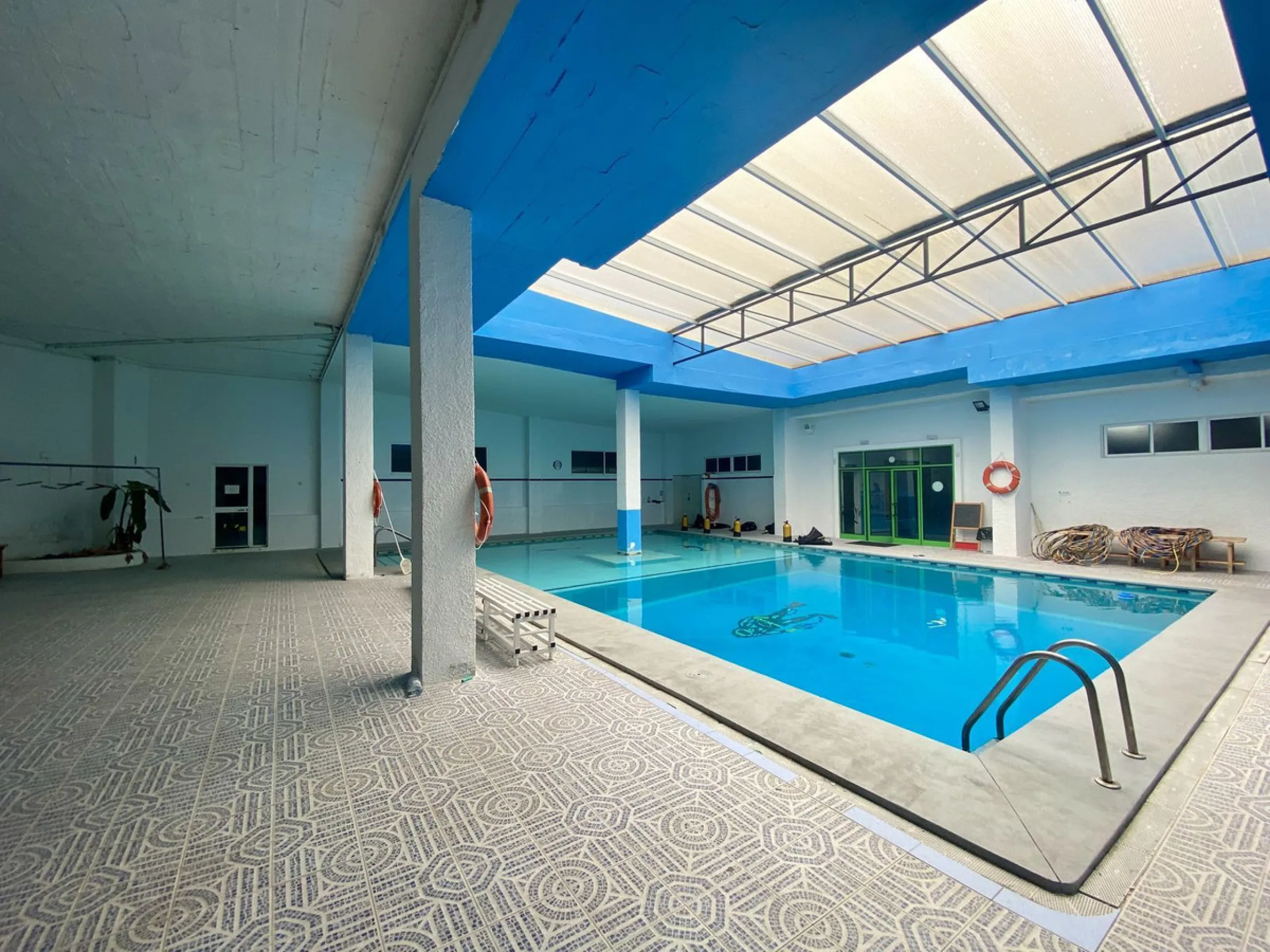 UNIQUE OPPORTUNITY, SALE OF PREMISES OR PREMISES IN A SHOPPING CENTER IN BENALMÁDENA