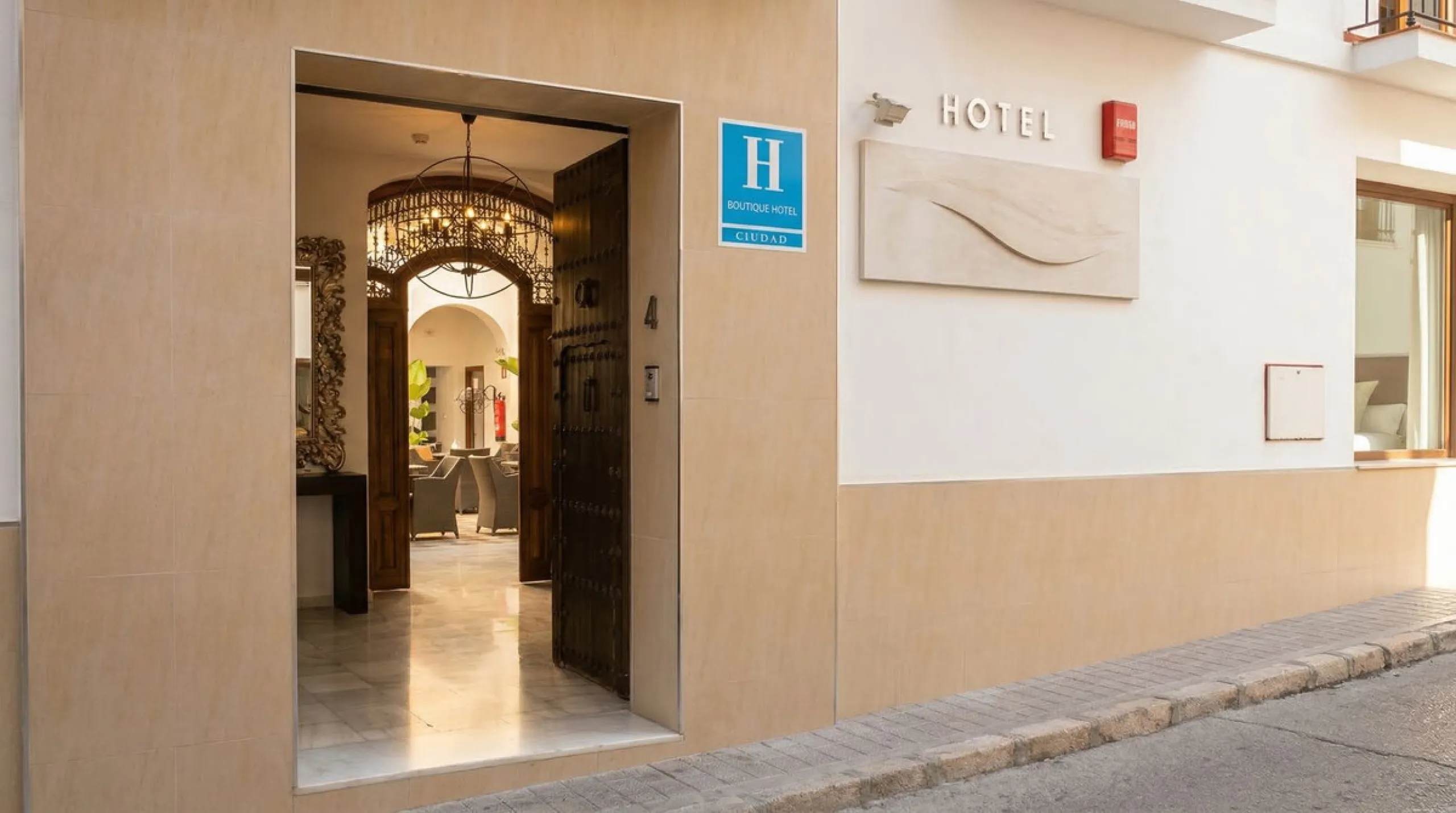 Fantastic boutique hotel in the historic centre in the lively city Velez Malaga.