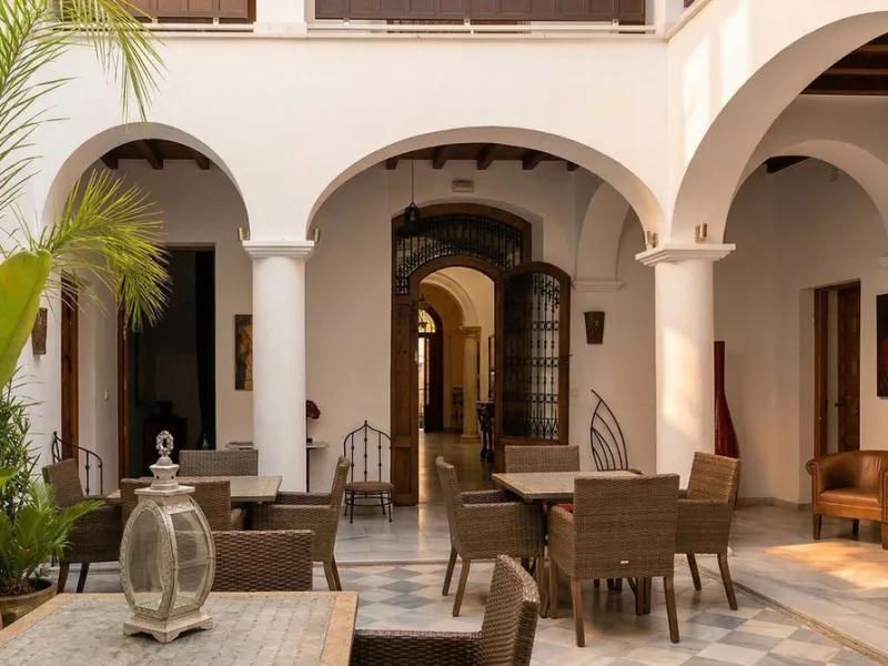 Fantastic boutique hotel in the historic centre in the lively city Velez Malaga.