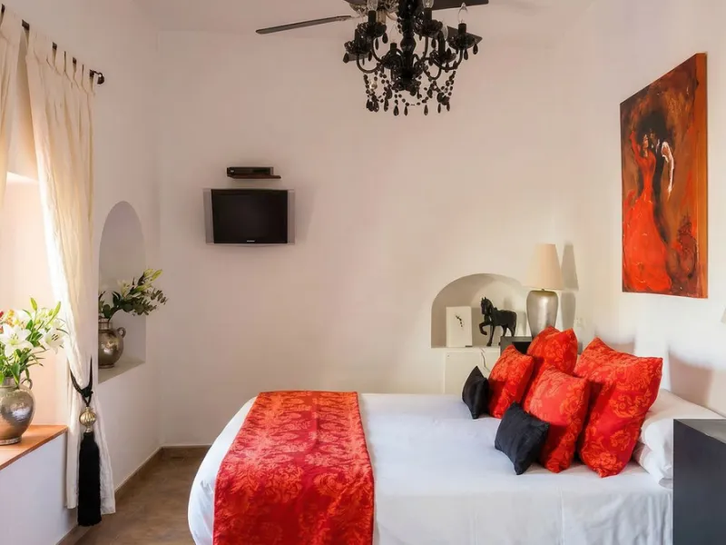 Fantastic boutique hotel in the historic centre in the lively city Velez Malaga.