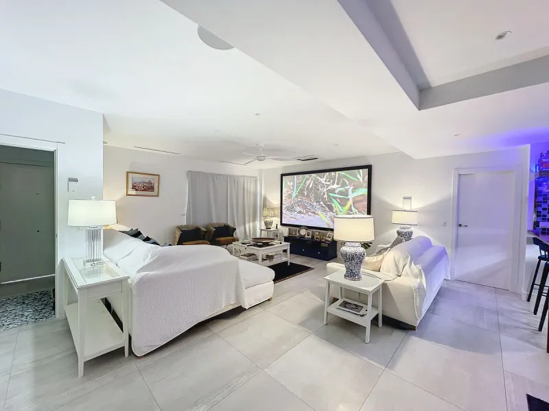 Stunning Contemporary Villa in Big Blue Villas, Benalmádena – Coastal Luxury at Its Best