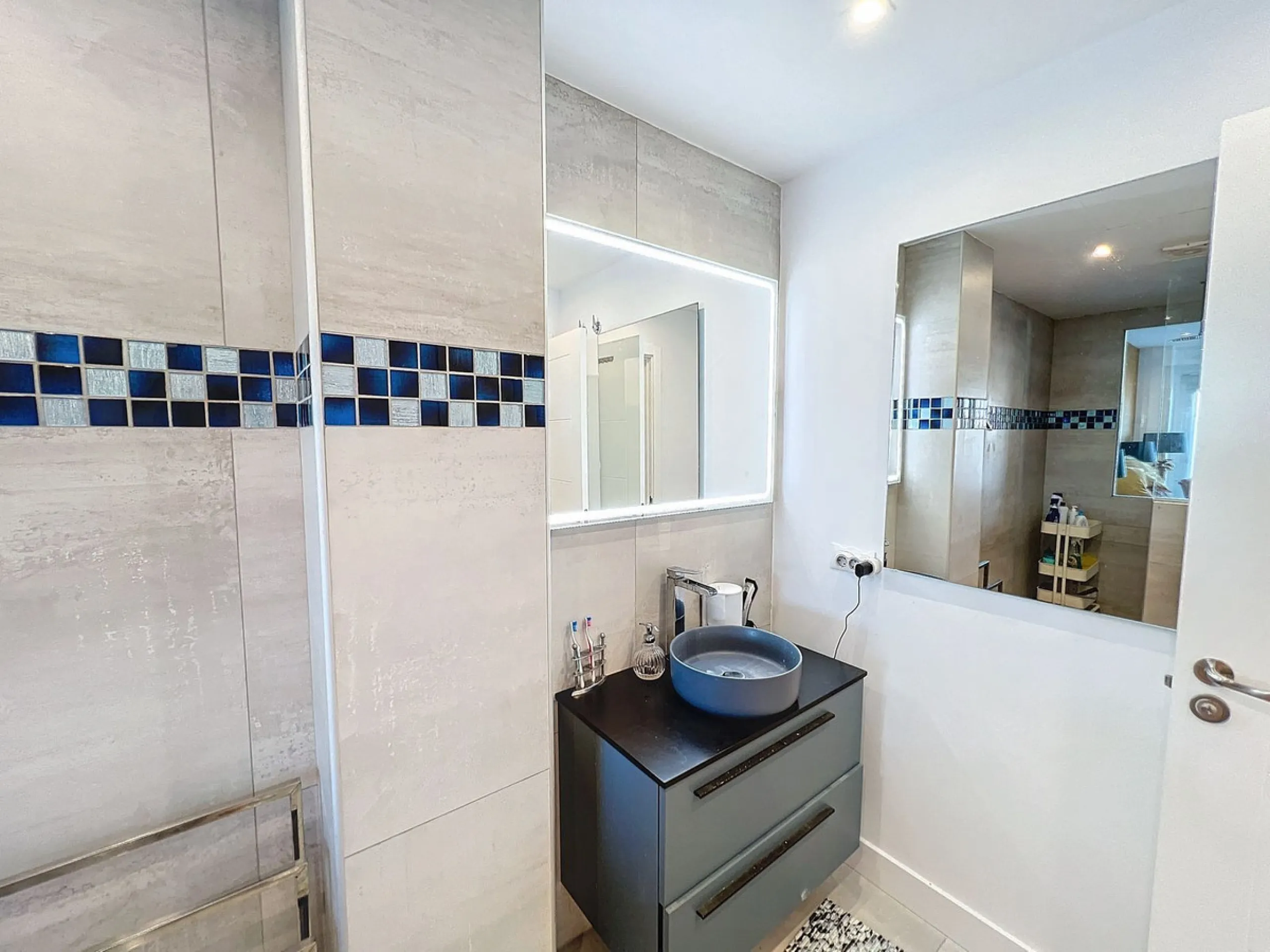 Stunning Contemporary Villa in Big Blue Villas, Benalmádena – Coastal Luxury at Its Best