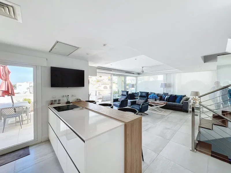 Stunning Contemporary Villa in Big Blue Villas, Benalmádena – Coastal Luxury at Its Best