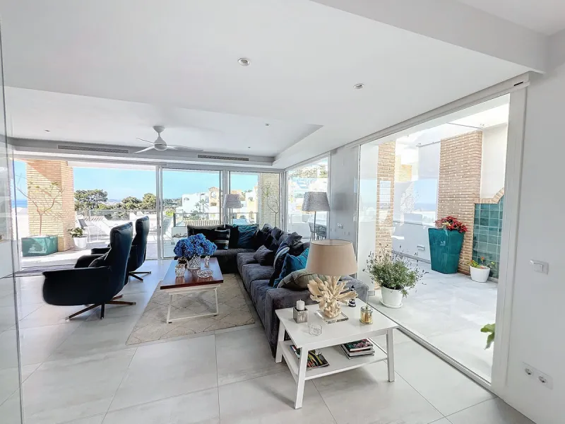 Stunning Contemporary Villa in Big Blue Villas, Benalmádena – Coastal Luxury at Its Best