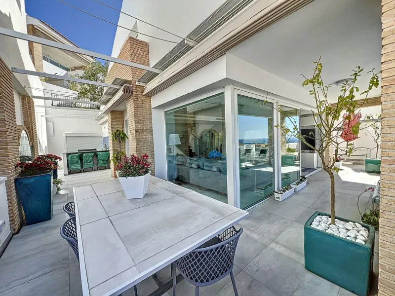 Stunning Contemporary Villa in Big Blue Villas, Benalmádena – Coastal Luxury at Its Best