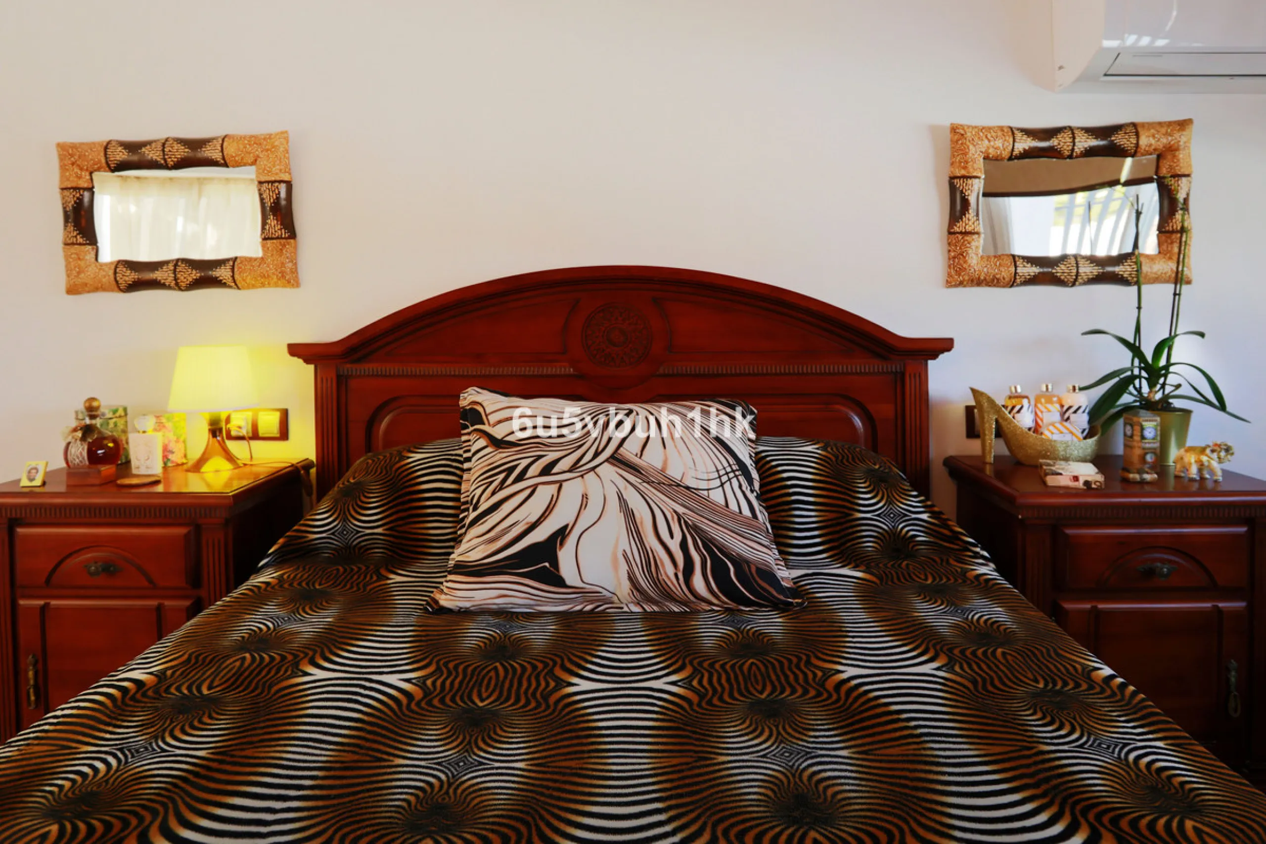 There comes a stage in life when the ideal home is no longer the biggest one — but the one that simply makes everyday living easier, more comfortable and enjoyable. This single-level property in Alhaurín de la Torre captures that idea beautifully.