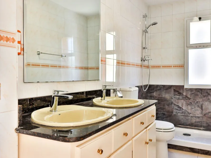 End-townhouse in Las Lagunas, Mijas