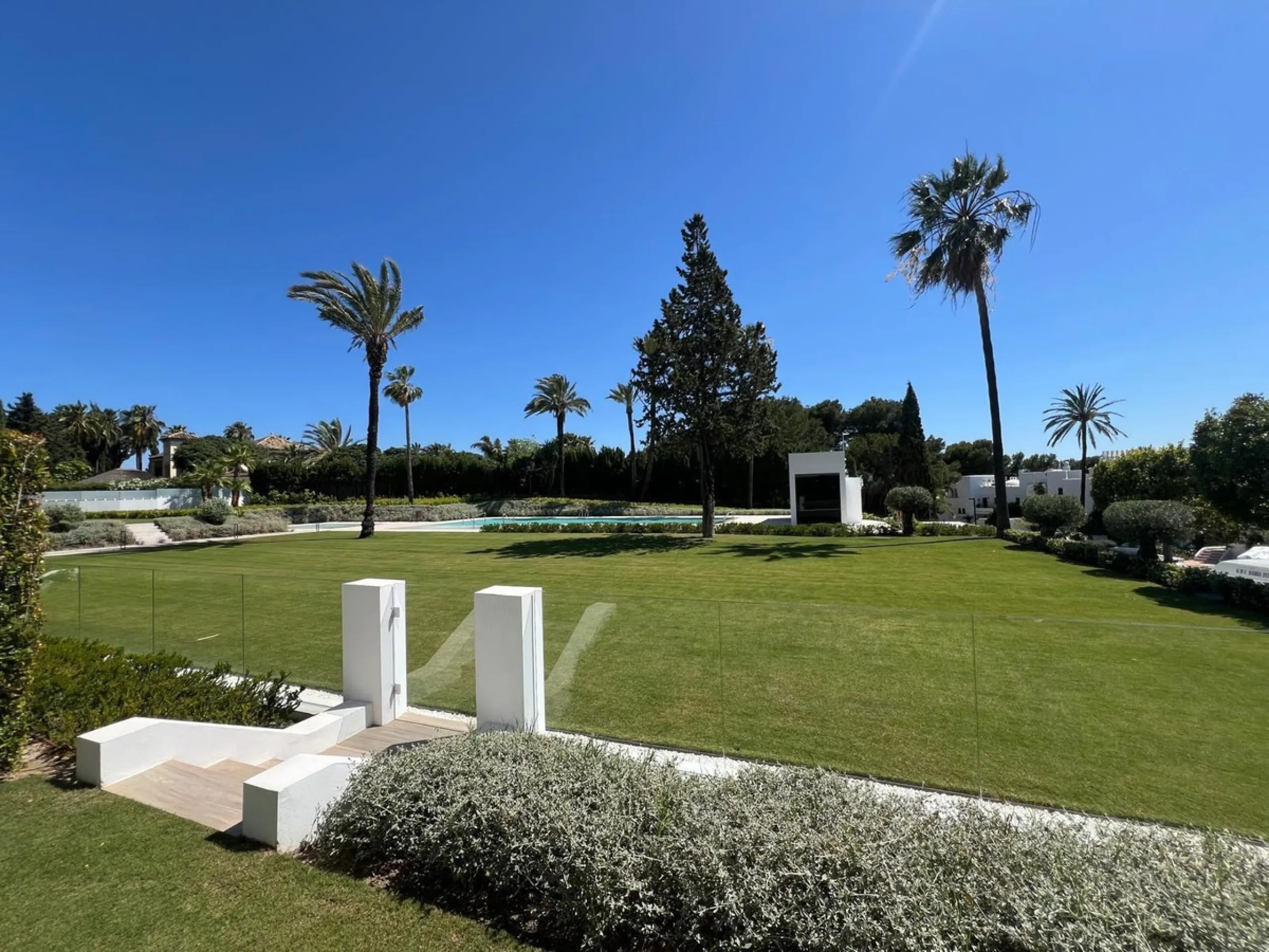 Brand new Villa located in a heart of Nueva Andalucia, Marbella.