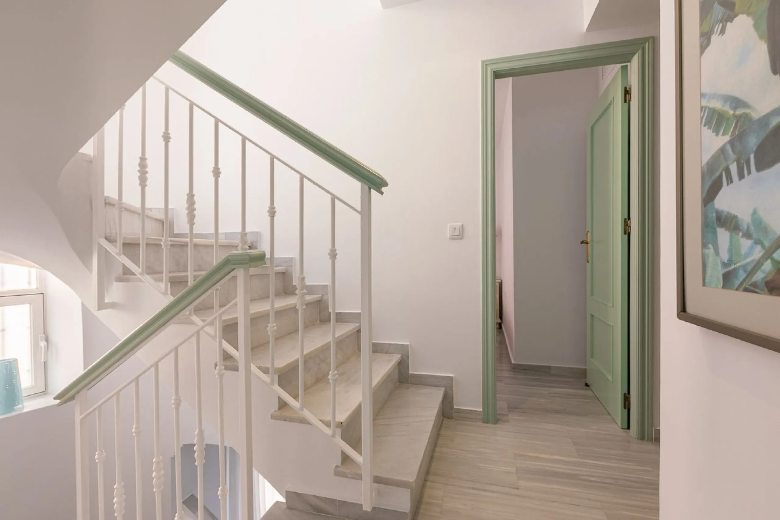 House - Semi-Detached House в продаже в Marbella, Málaga. В доме 4 спален и 3 ванных комнат. Площадь дома 171 м². Площадь участка 215 м²