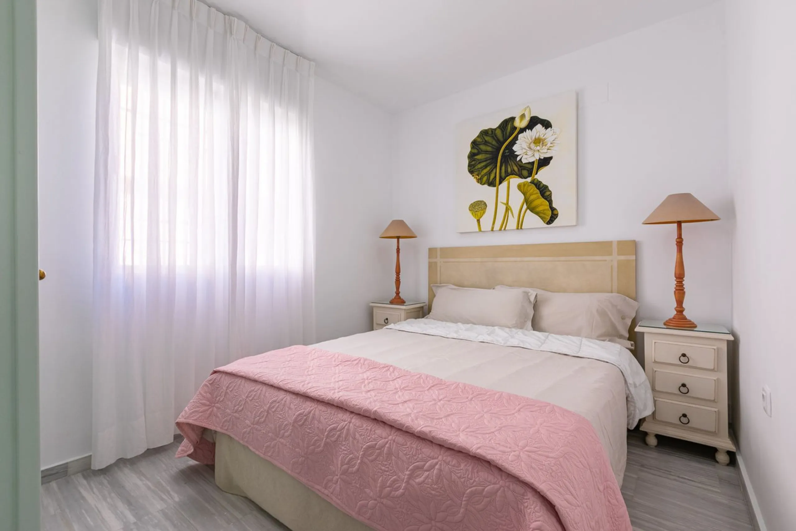 House - Semi-Detached House в продаже в Marbella, Málaga. В доме 4 спален и 3 ванных комнат. Площадь дома 171 м². Площадь участка 215 м²