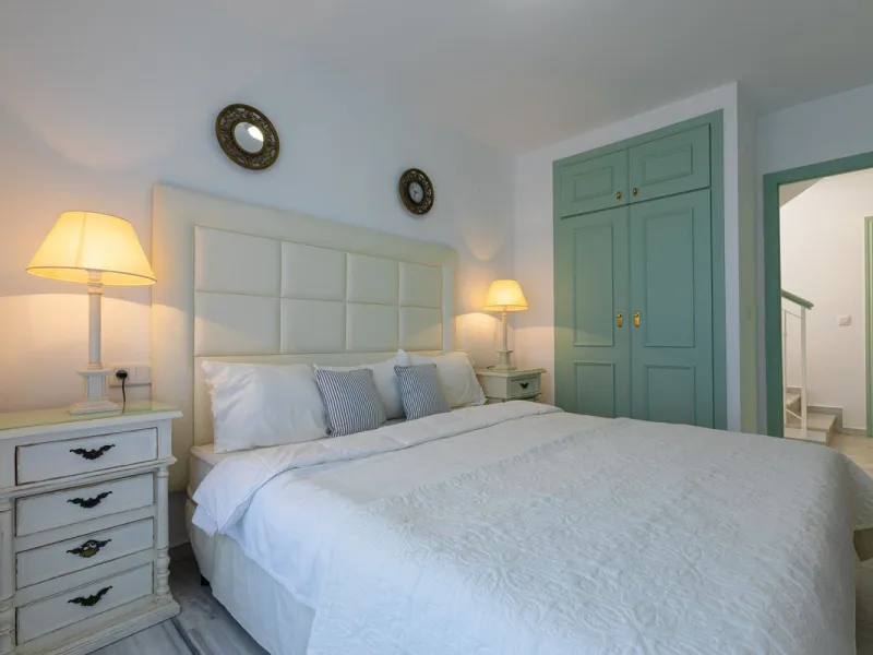 House - Semi-Detached House в продаже в Marbella, Málaga. В доме 4 спален и 3 ванных комнат. Площадь дома 171 м². Площадь участка 215 м²