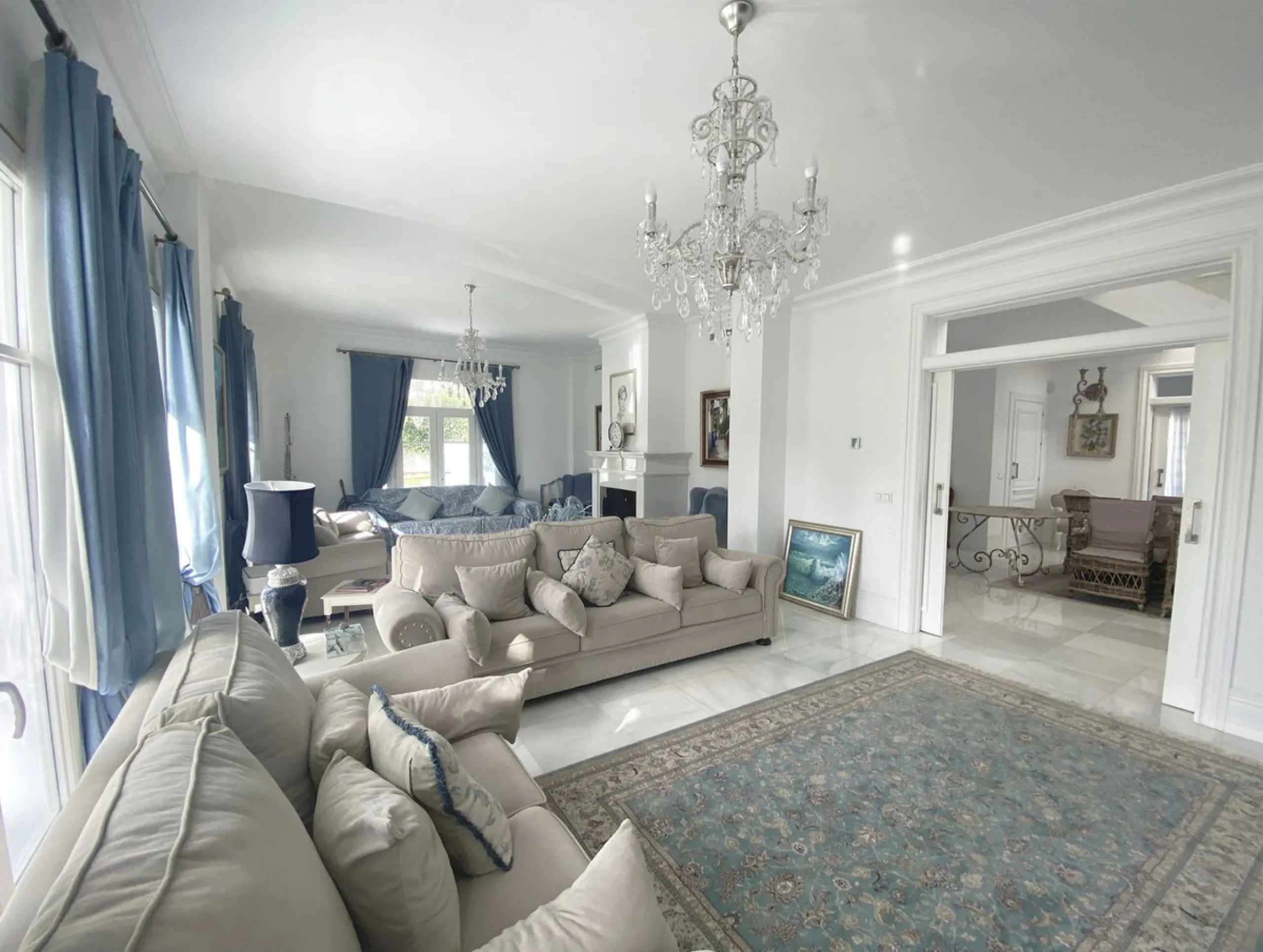 MAGNIFICENT VILLA OF EXCELLENT QUALITIES IN PACO CANTOS AREA (MARBELLLA)!!!