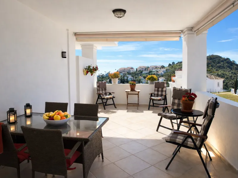 Apartment - Middle Floor Apartment в продаже в Marbella, Málaga. В доме 2 спален и 4 ванных комнат. Площадь дома 154 м²