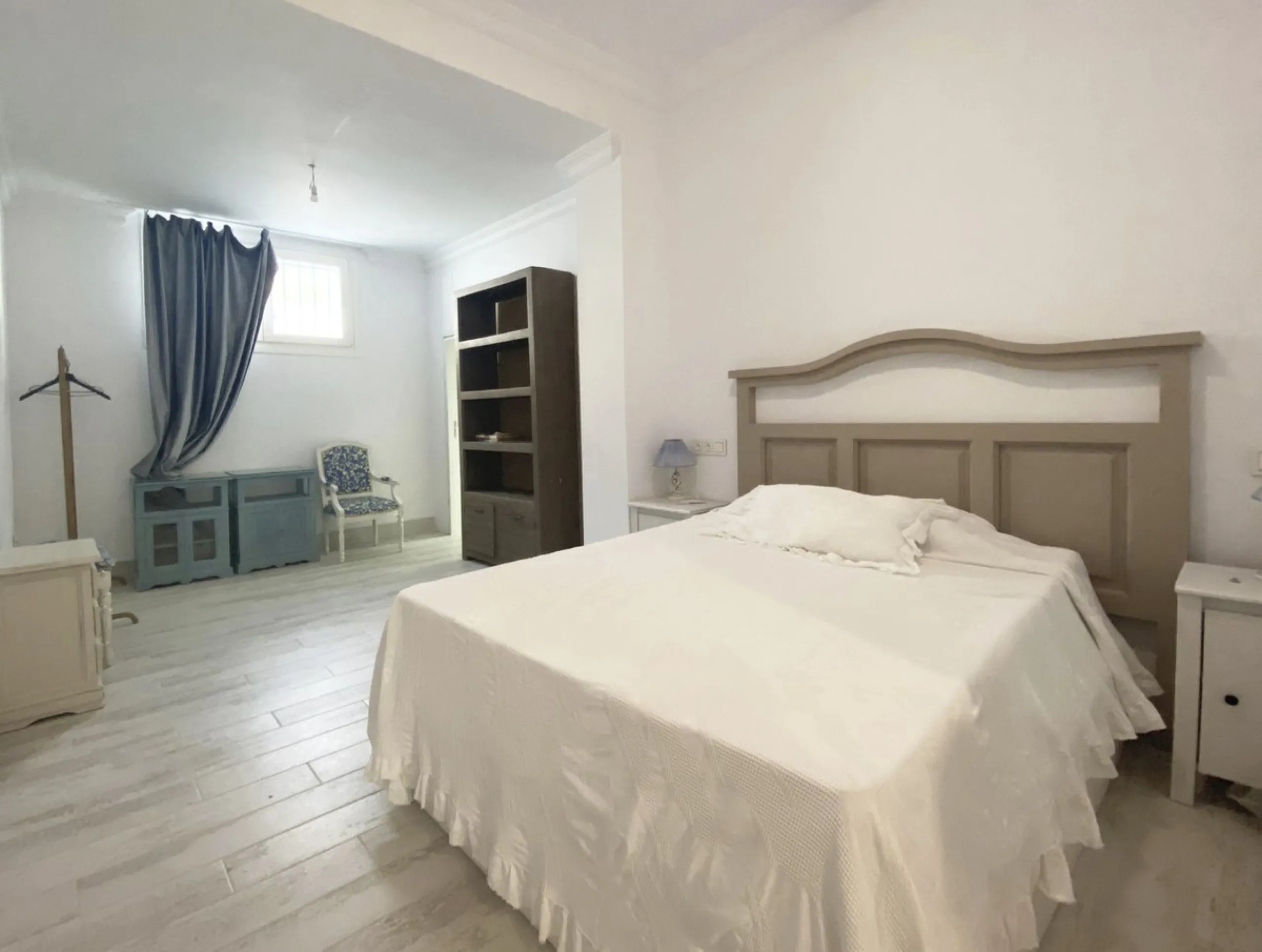 MAGNIFICENT VILLA OF EXCELLENT QUALITIES IN PACO CANTOS AREA (MARBELLLA)!!!