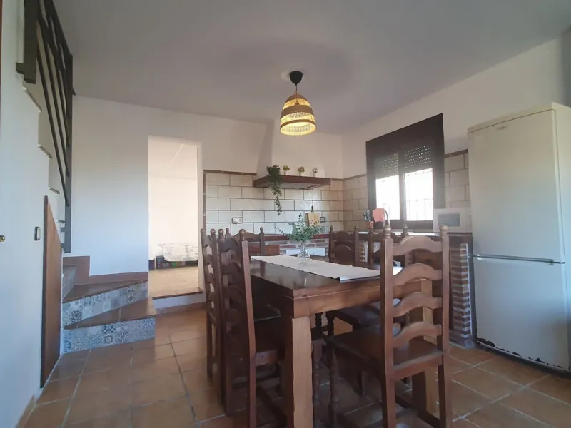 House - Finca - Cortijo в продаже в Coín, Málaga. В доме 3 спален и 2 ванных комнат. Площадь дома 70 м². Площадь участка 929 м²
