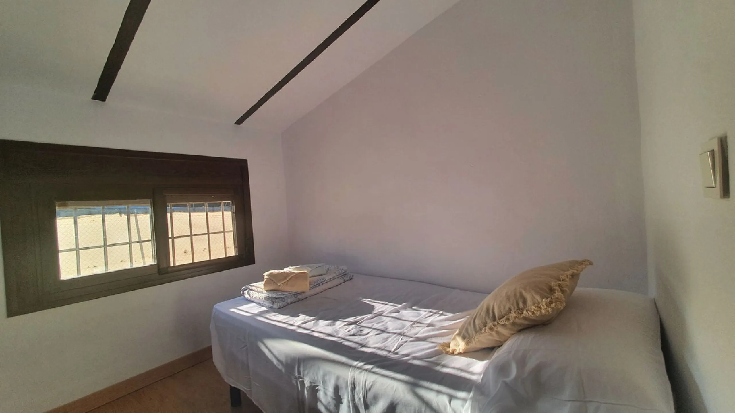 House - Finca - Cortijo в продаже в Coín, Málaga. В доме 3 спален и 2 ванных комнат. Площадь дома 70 м². Площадь участка 929 м²