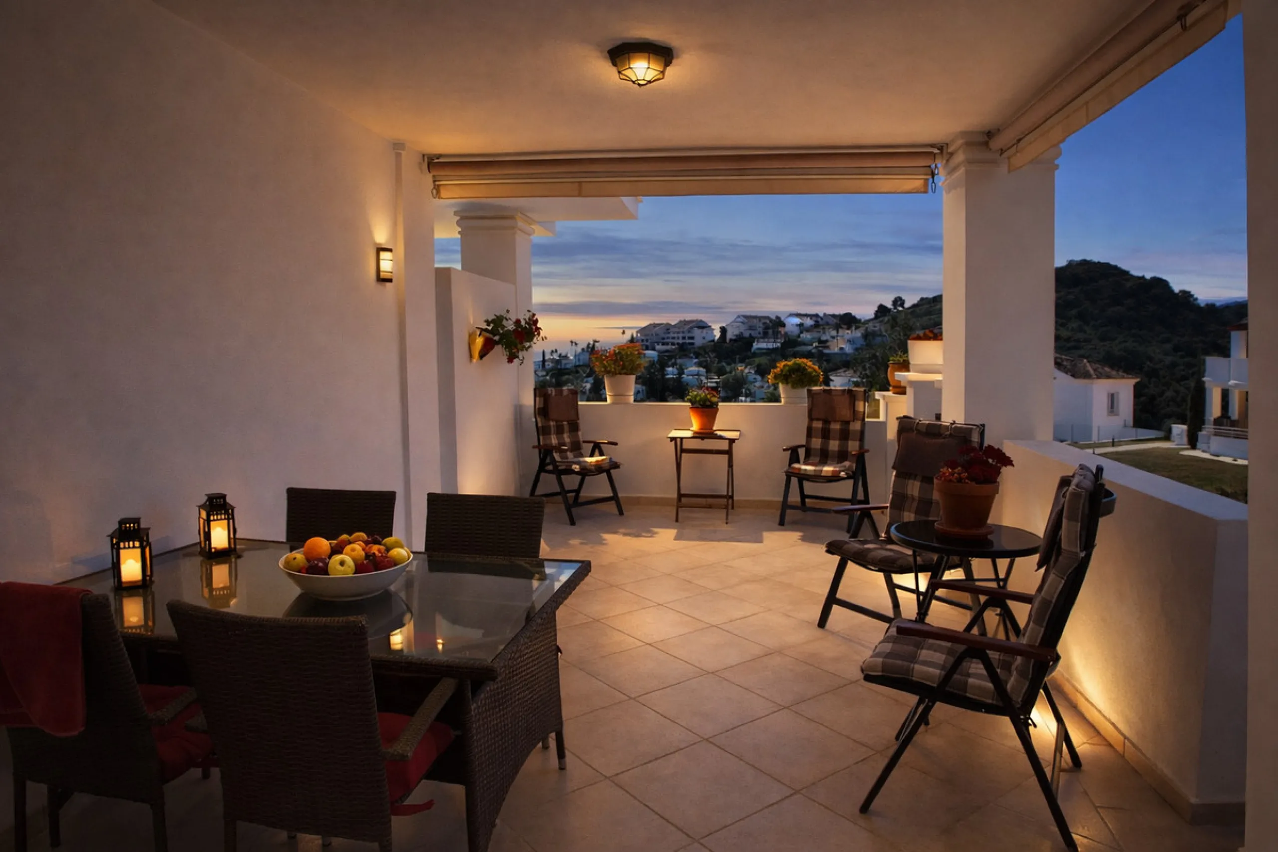 Apartment - Middle Floor Apartment в продаже в Marbella, Málaga. В доме 2 спален и 4 ванных комнат. Площадь дома 154 м²