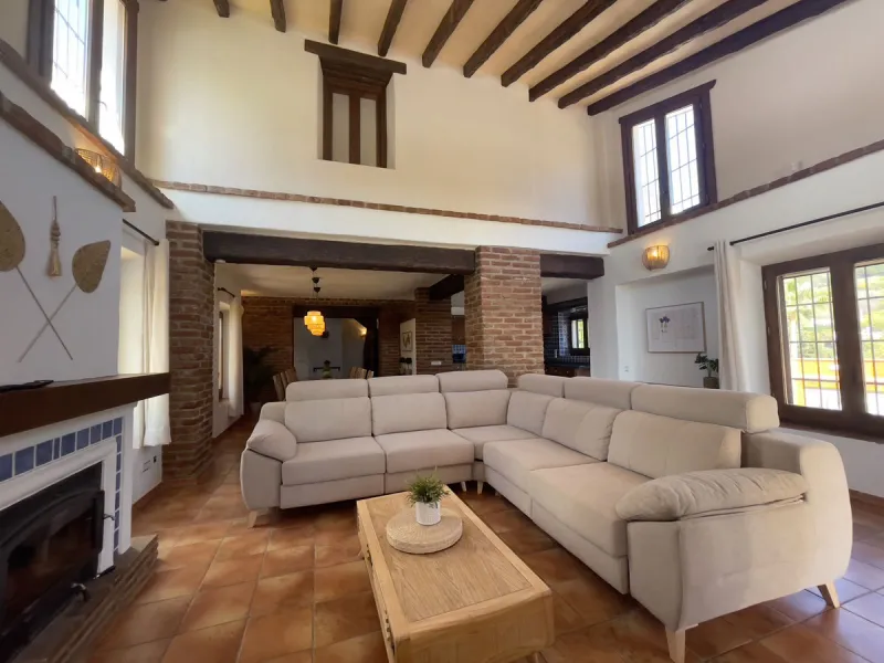 Unique property for sale in Frigiliana countryside.