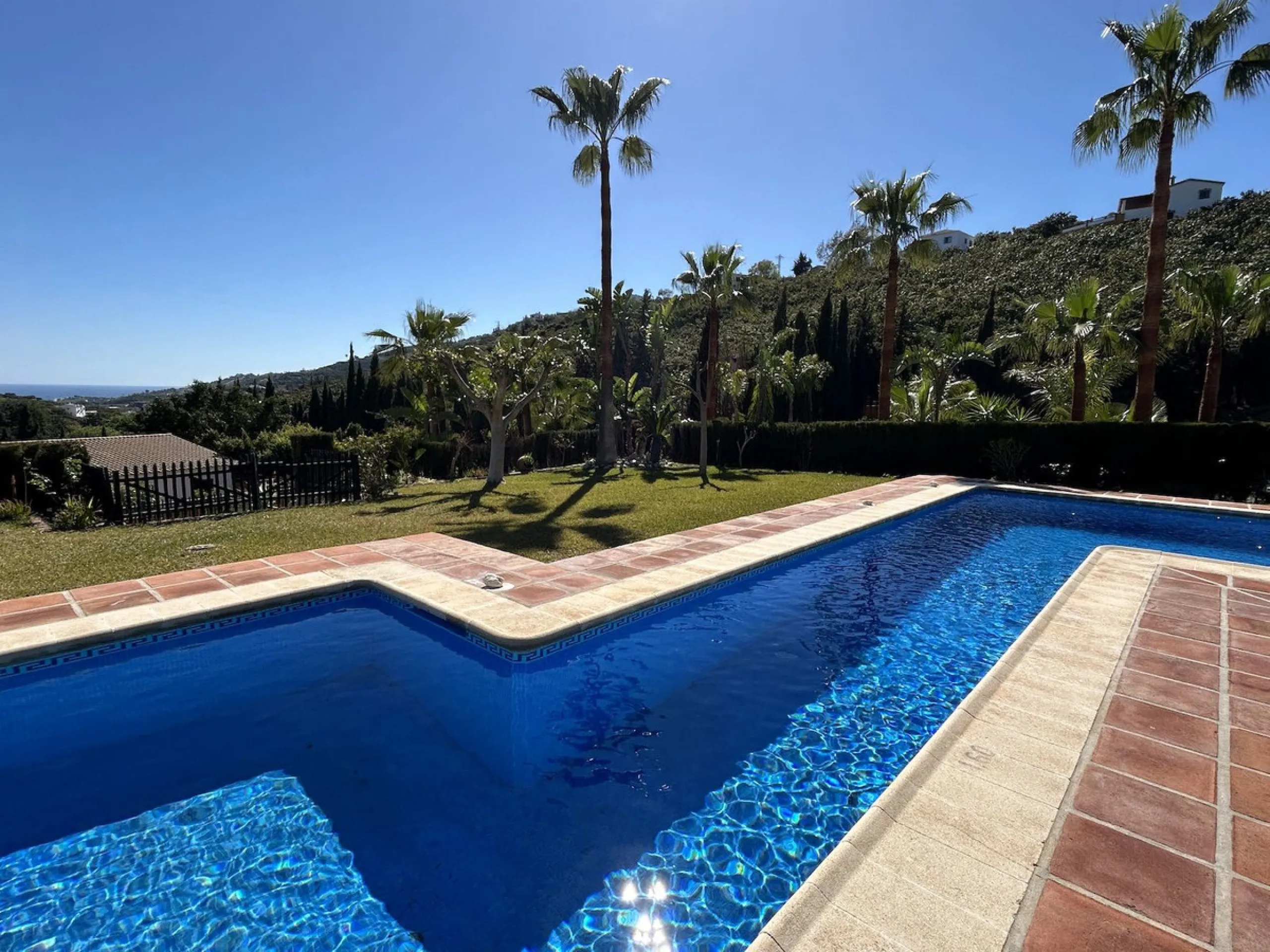 Unique property for sale in Frigiliana countryside.