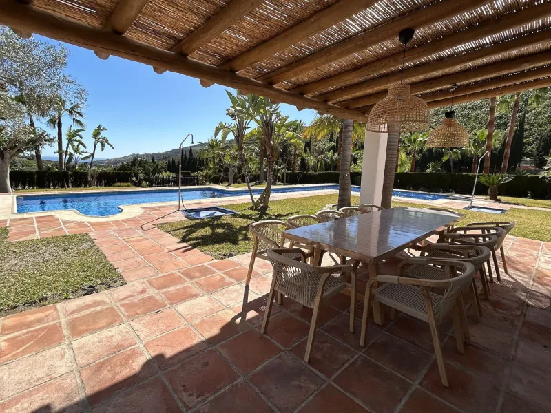 Unique property for sale in Frigiliana countryside.