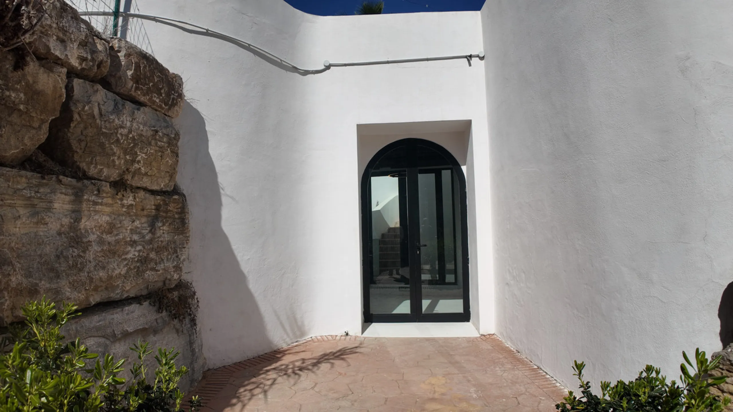 Apartment - Middle Floor Apartment в продаже в Marbella, Málaga. В доме 2 спален и 4 ванных комнат. Площадь дома 154 м²
