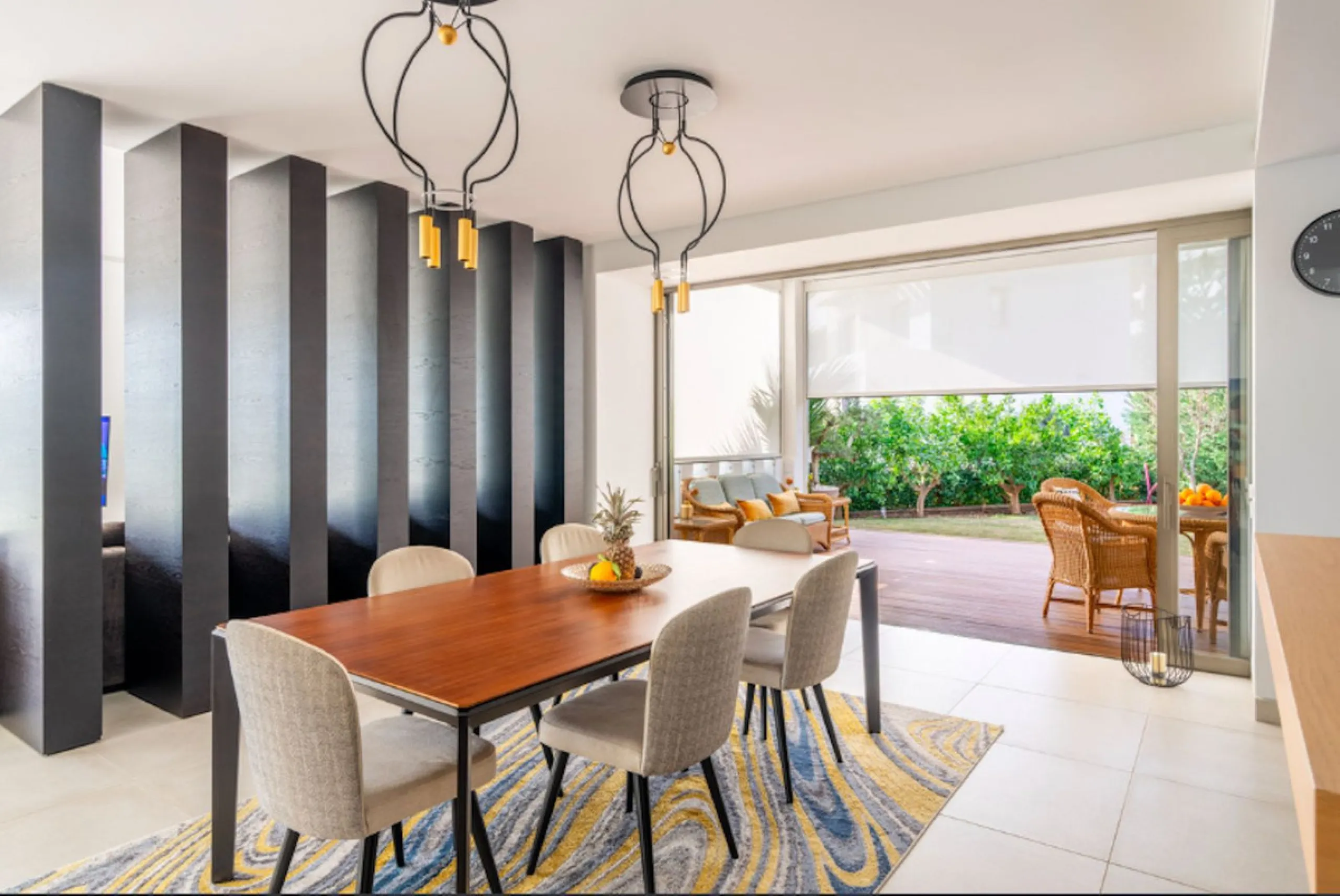 House - Detached Villa в продаже в Benahavís, Málaga. В доме 4 спален и 5 ванных комнат. Площадь дома 857 м². Площадь участка 1460 м²
