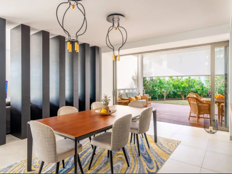 House - Detached Villa в продаже в Benahavís, Málaga. В доме 4 спален и 5 ванных комнат. Площадь дома 857 м². Площадь участка 1460 м²