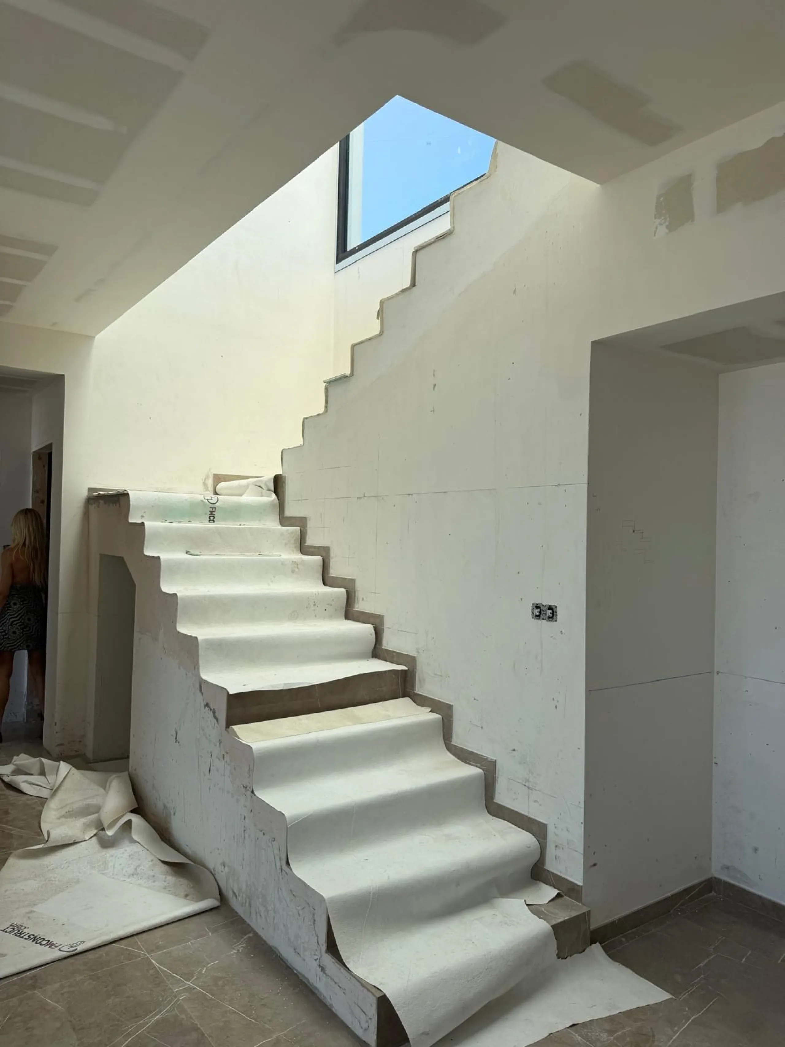 CONSTRUCTION IS NEARING COMPLETION! Luxury Villa with panoramic Sea View - finished in Q1 of 2026.