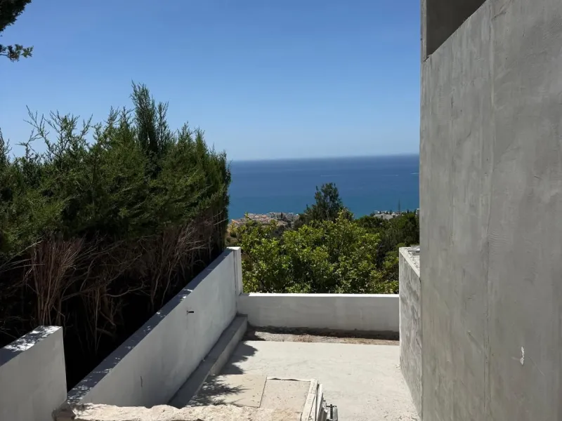 CONSTRUCTION IS NEARING COMPLETION! Luxury Villa with panoramic Sea View - finished in Q1 of 2026.