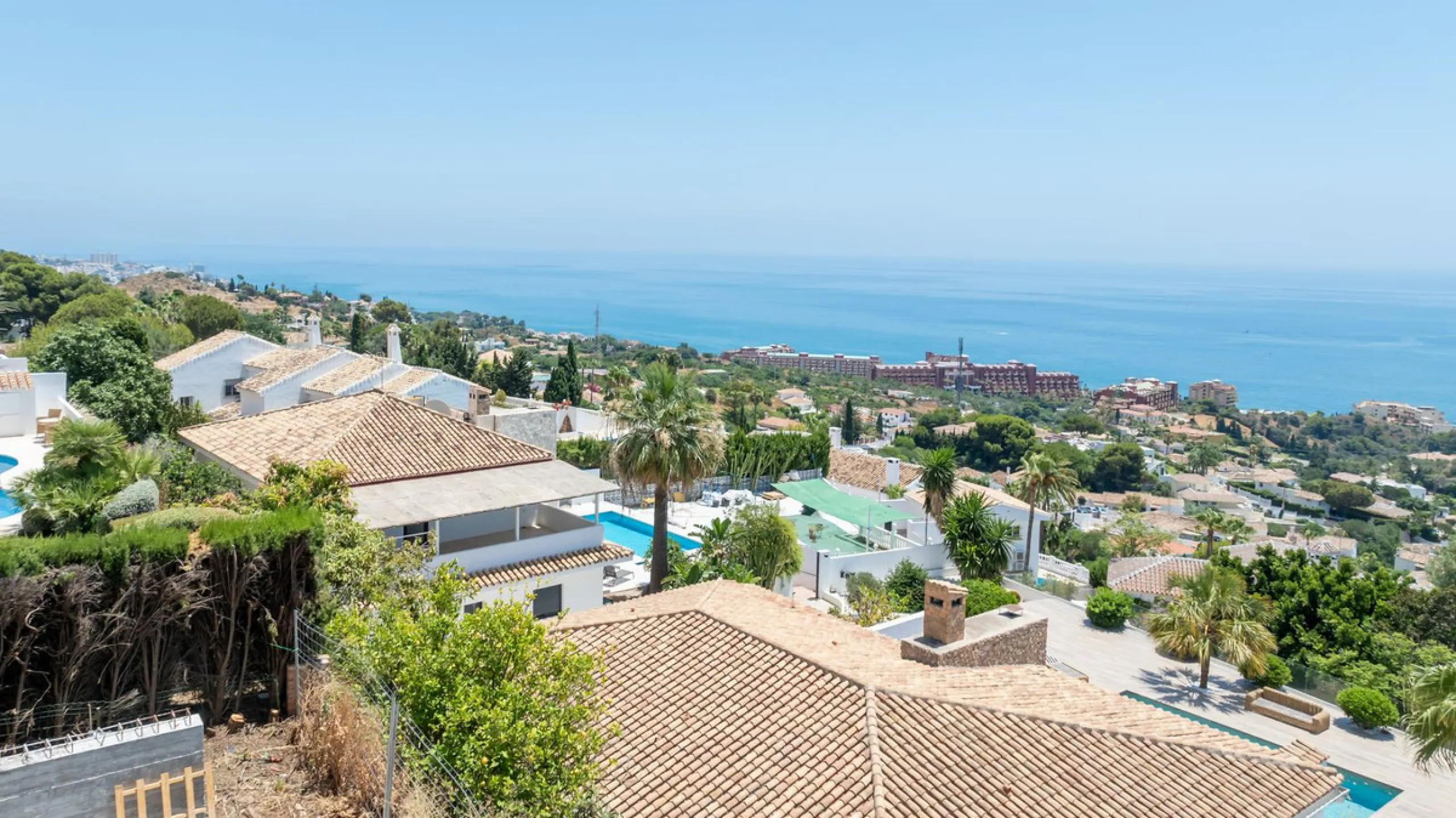 CONSTRUCTION IS NEARING COMPLETION! Luxury Villa with panoramic Sea View - finished in Q1 of 2026.