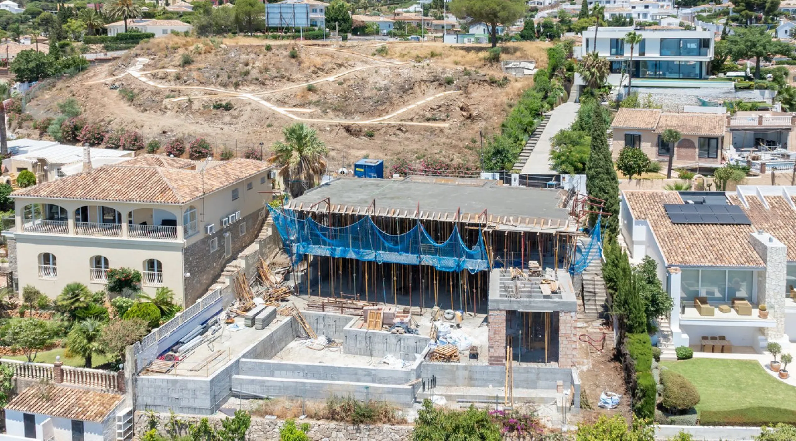 CONSTRUCTION IS NEARING COMPLETION! Luxury Villa with panoramic Sea View - finished in Q1 of 2026.
