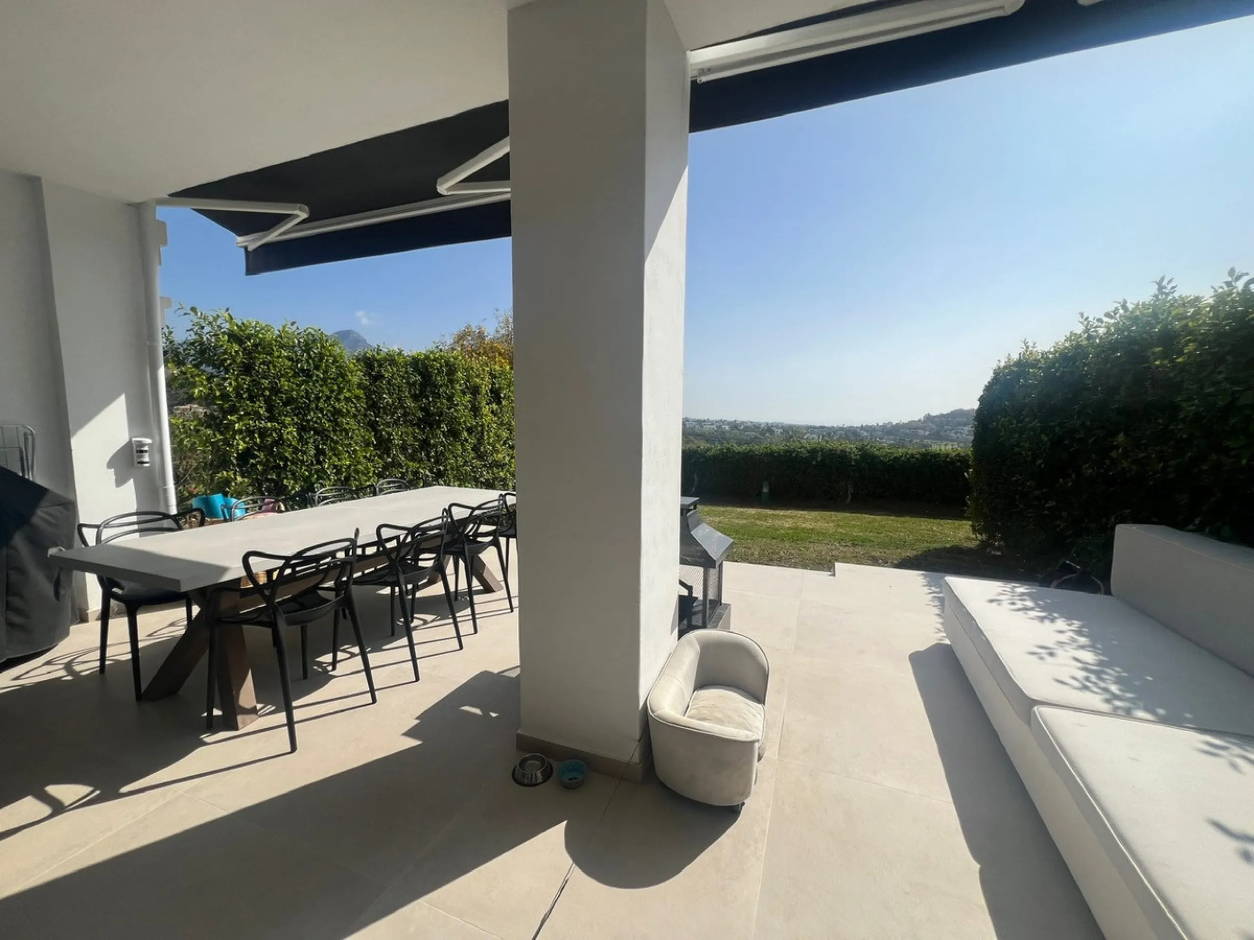 Elegant Townhouse with Stunning Views in La Quinta Golf