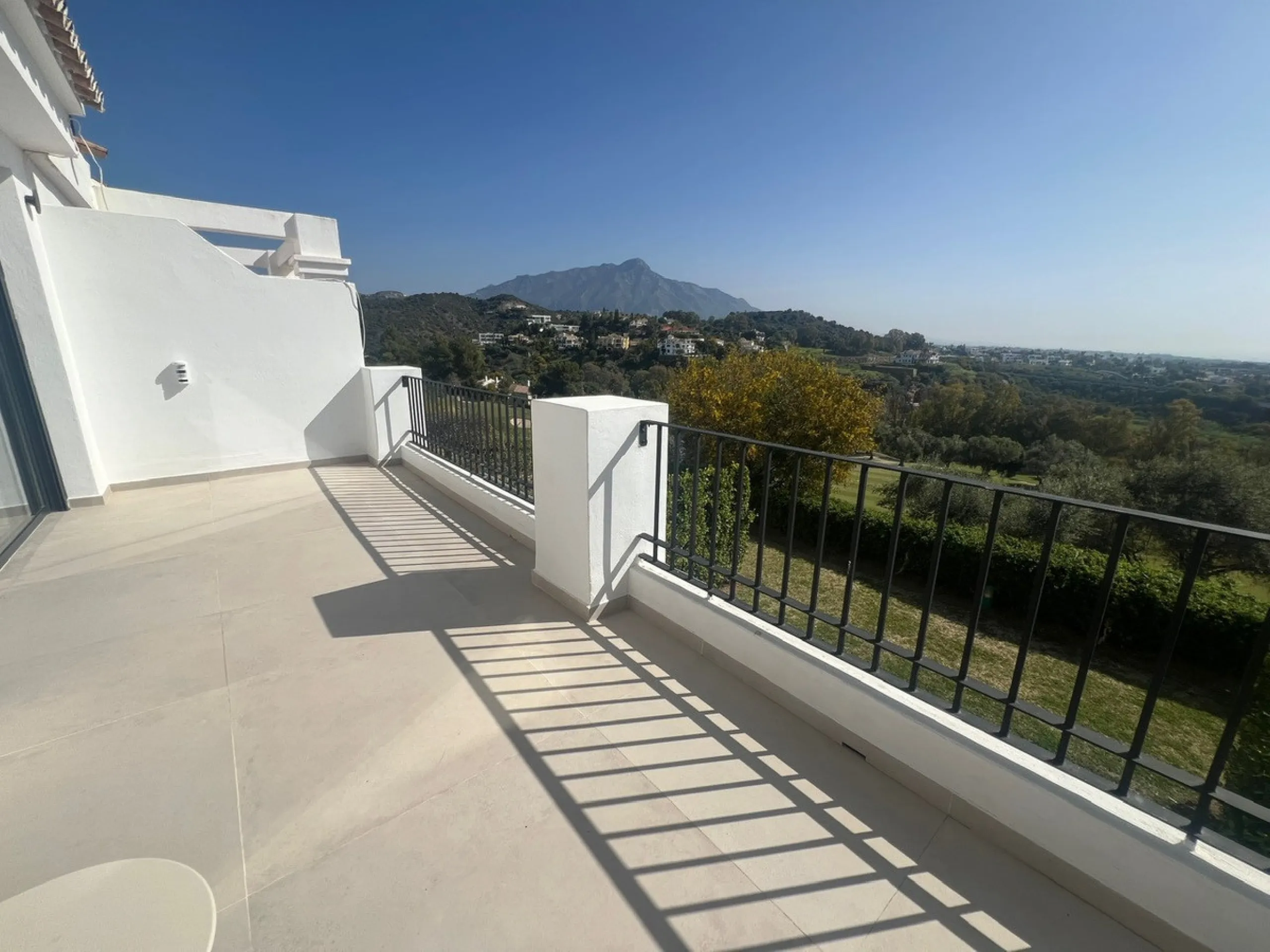 Elegant Townhouse with Stunning Views in La Quinta Golf