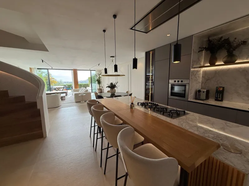 Elegant Townhouse with Stunning Views in La Quinta Golf