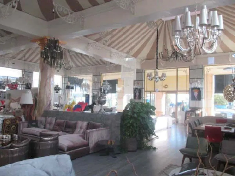 Commercial Premises, Puerto Banús, Costa del Sol.