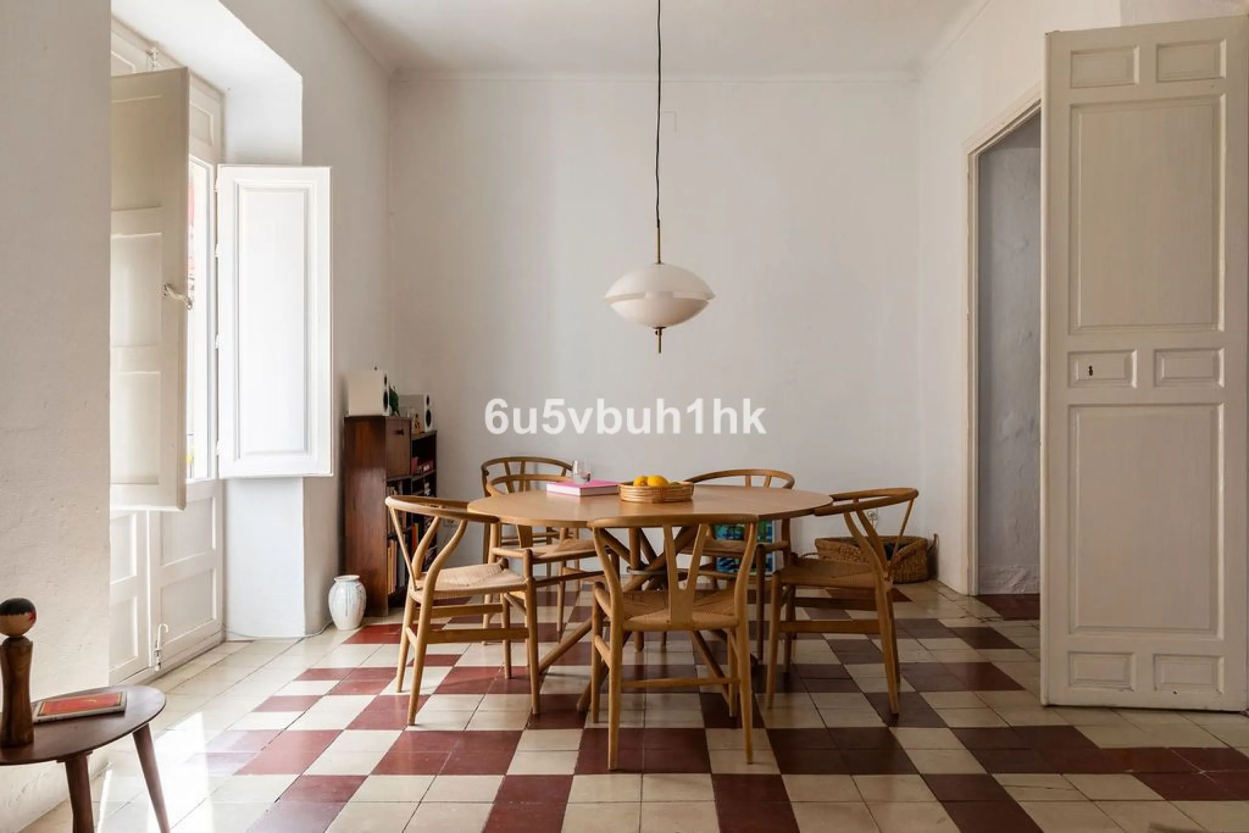 Hidden within the historic streets of central Málaga, this remarkable courtyard house captures a way of living that has shaped Mediterranean homes for centuries.