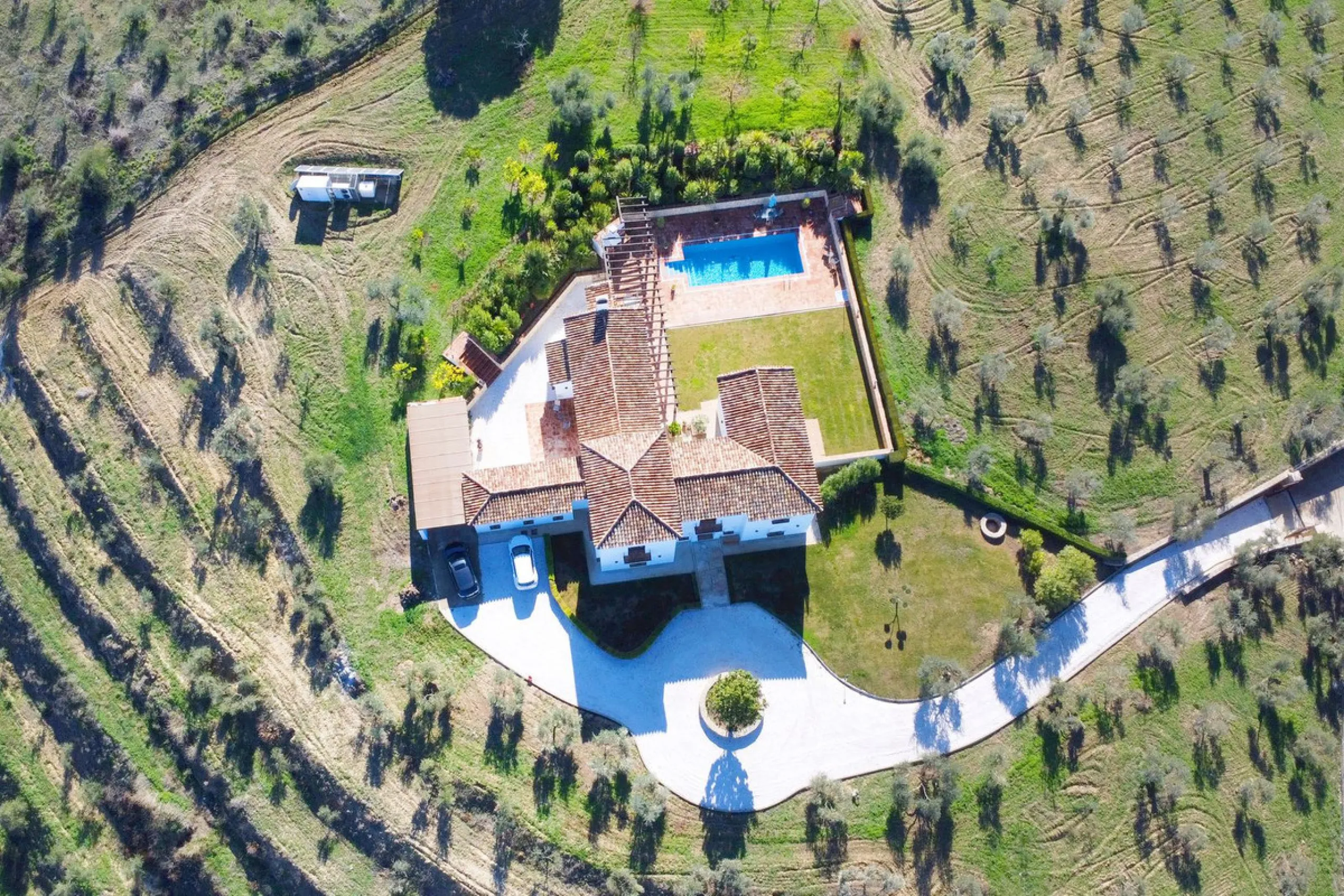 Classical Andalucian inspired country villa situated within the much sort after area of Llano del Cruz just 5 minutes drive outside the vibrant and historic town of Ronda , Southern Spain.