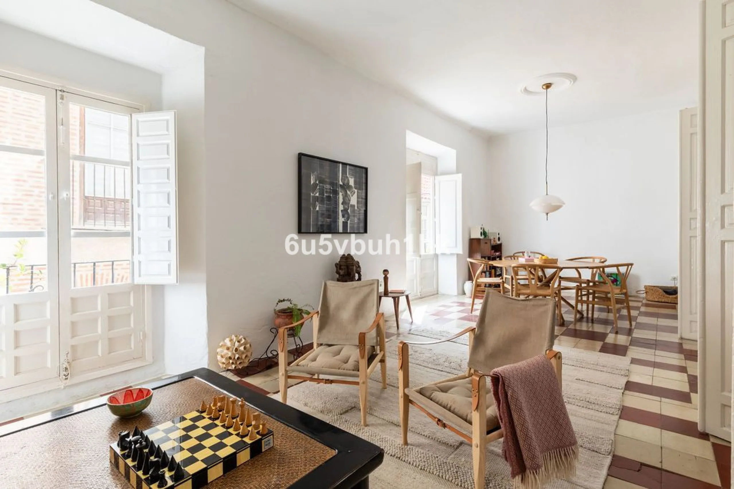 Hidden within the historic streets of central Málaga, this remarkable courtyard house captures a way of living that has shaped Mediterranean homes for centuries.