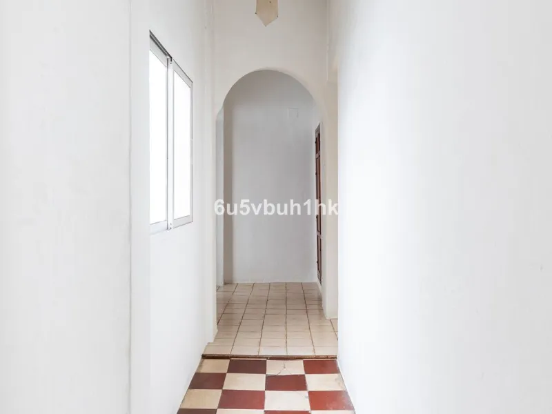 Hidden within the historic streets of central Málaga, this remarkable courtyard house captures a way of living that has shaped Mediterranean homes for centuries.