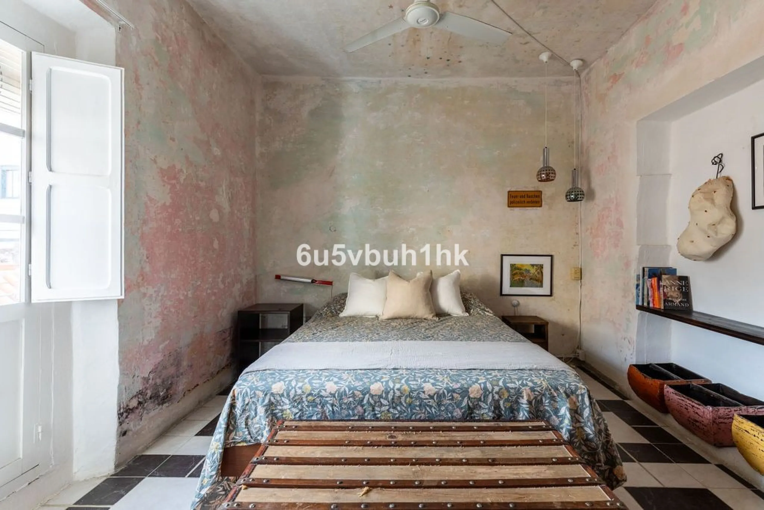 Hidden within the historic streets of central Málaga, this remarkable courtyard house captures a way of living that has shaped Mediterranean homes for centuries.