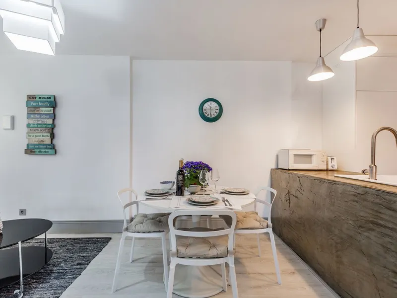 Income property  for sale : 2 bedroom Apartment for sale in Nueva Andalucia