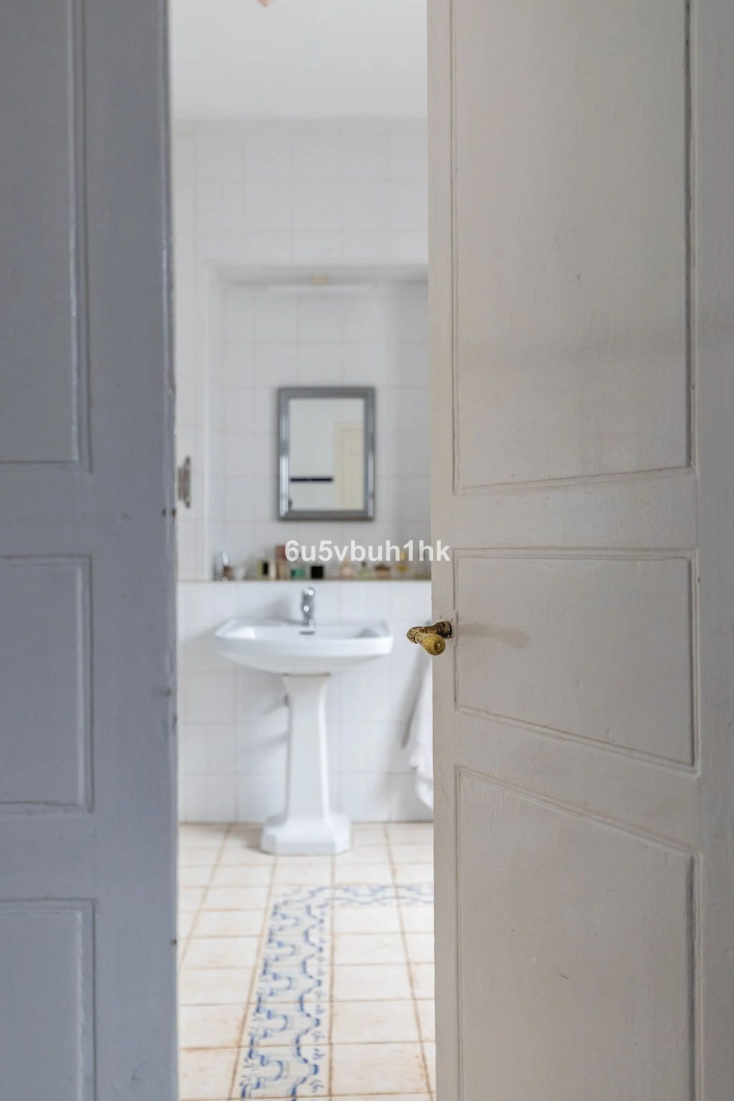 Hidden within the historic streets of central Málaga, this remarkable courtyard house captures a way of living that has shaped Mediterranean homes for centuries.